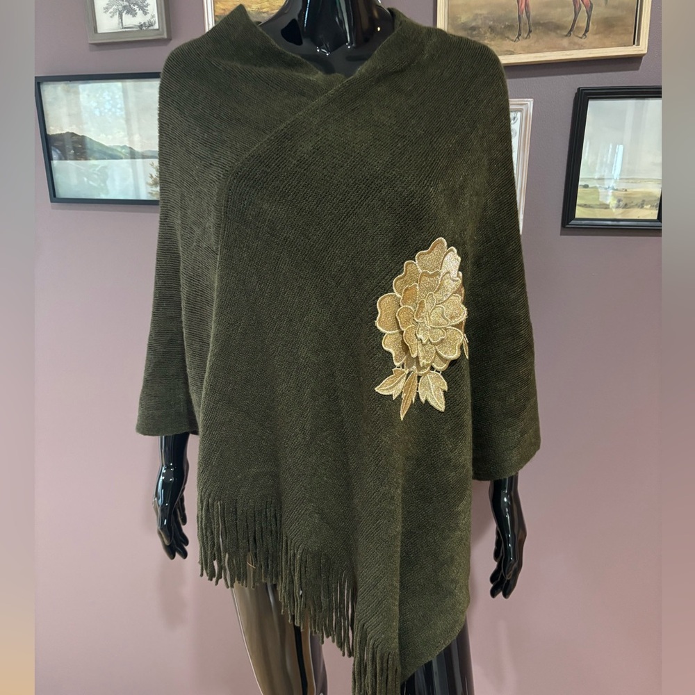 NWT Cherie Bliss Olive Green Poncho Cape with Gold Floral Accent